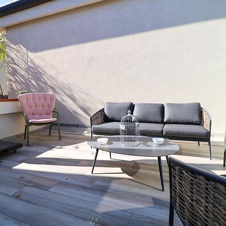 Apartamento Vicolo Dei Signori Desenzano del Garda Exterior foto