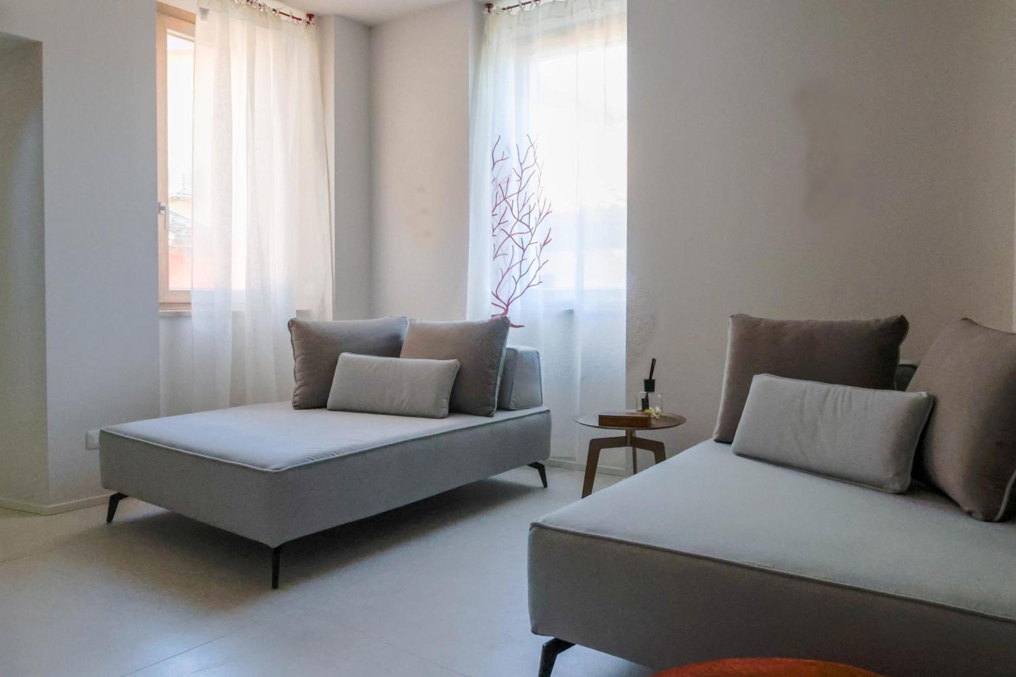Apartamento Vicolo Dei Signori Desenzano del Garda Exterior foto